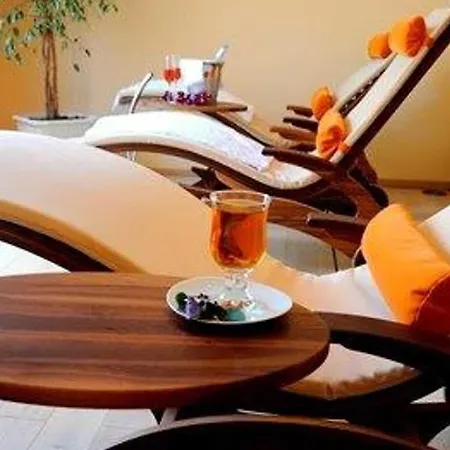 Off Hotel 4*